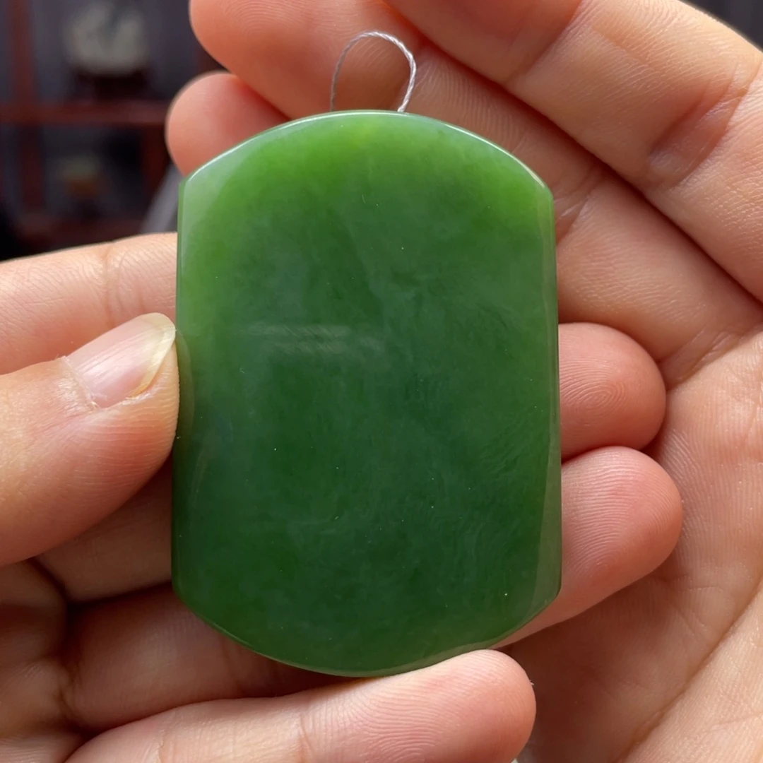 和田玉未镶嵌把件