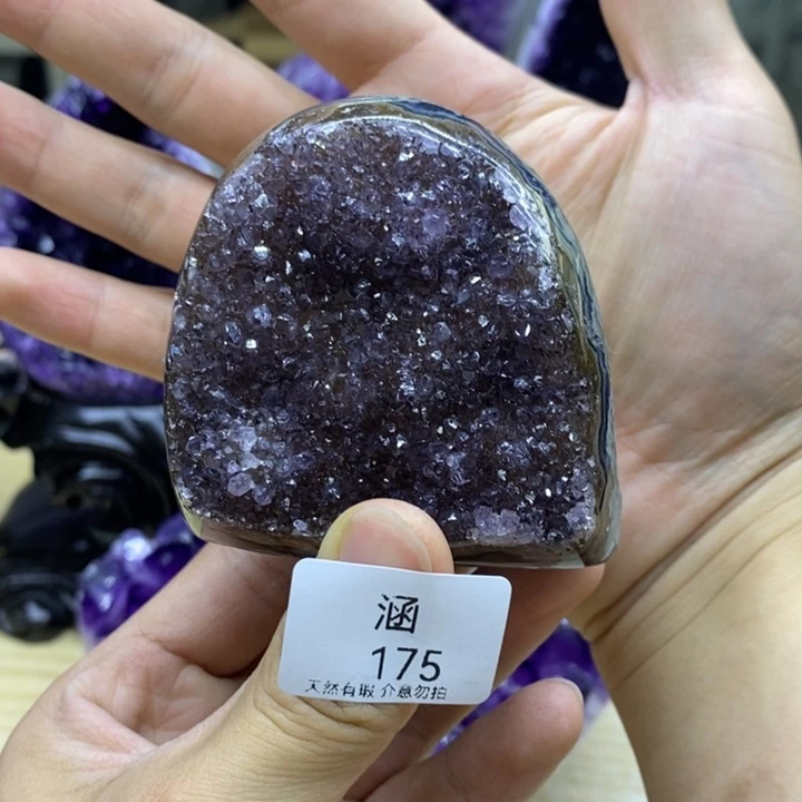 未镶嵌紫晶大型摆件（非配饰）
