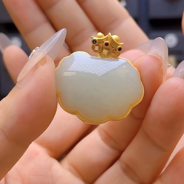 和田玉银S925镀金镶嵌颈饰