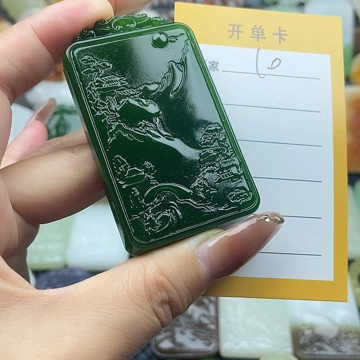 颈饰未镶嵌和田玉
