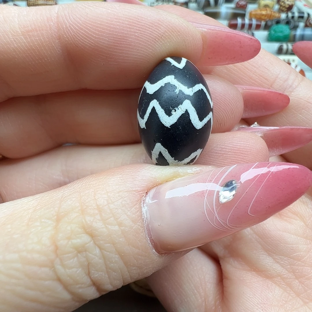 珂***…玛瑙/玉髓未镶嵌珠宝半成品