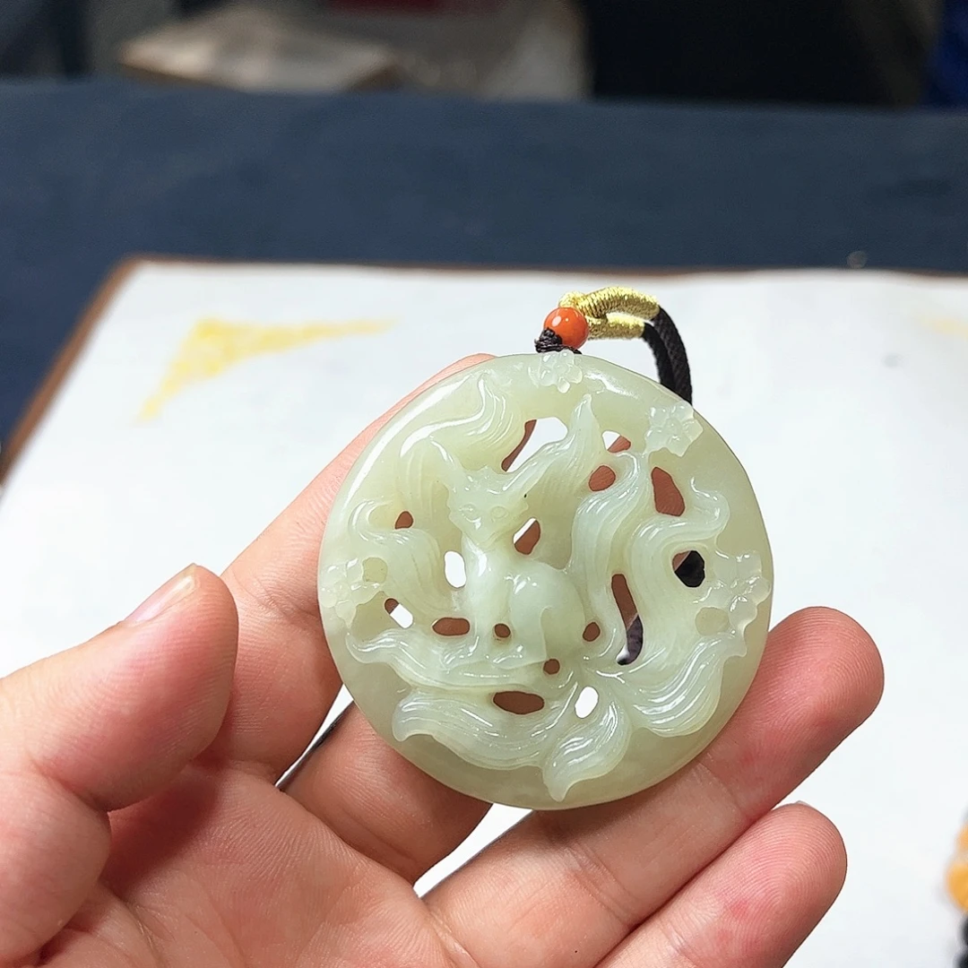 和田玉未镶嵌吊坠(不含链)32