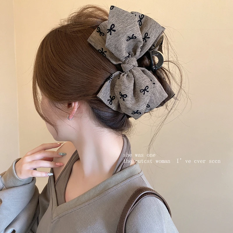 韩系不规则蝴蝶结抓夹女新款高级感发量大后脑勺盘发夹鲨鱼夹发饰