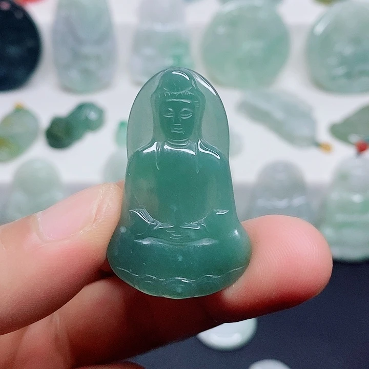 翡翠未镶嵌颈饰吊坠