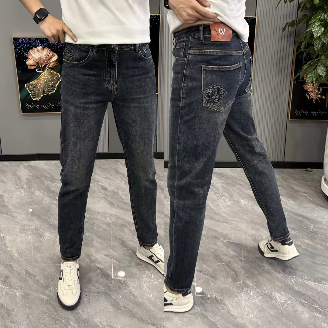 裤子男款秋季爆款男士牛仔裤时尚修身小直筒裤男百搭深色男士裤子