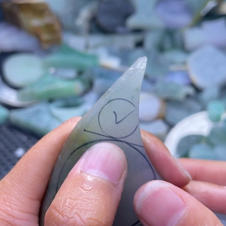 未镶嵌定制翡翠晶*阁翡翠定制