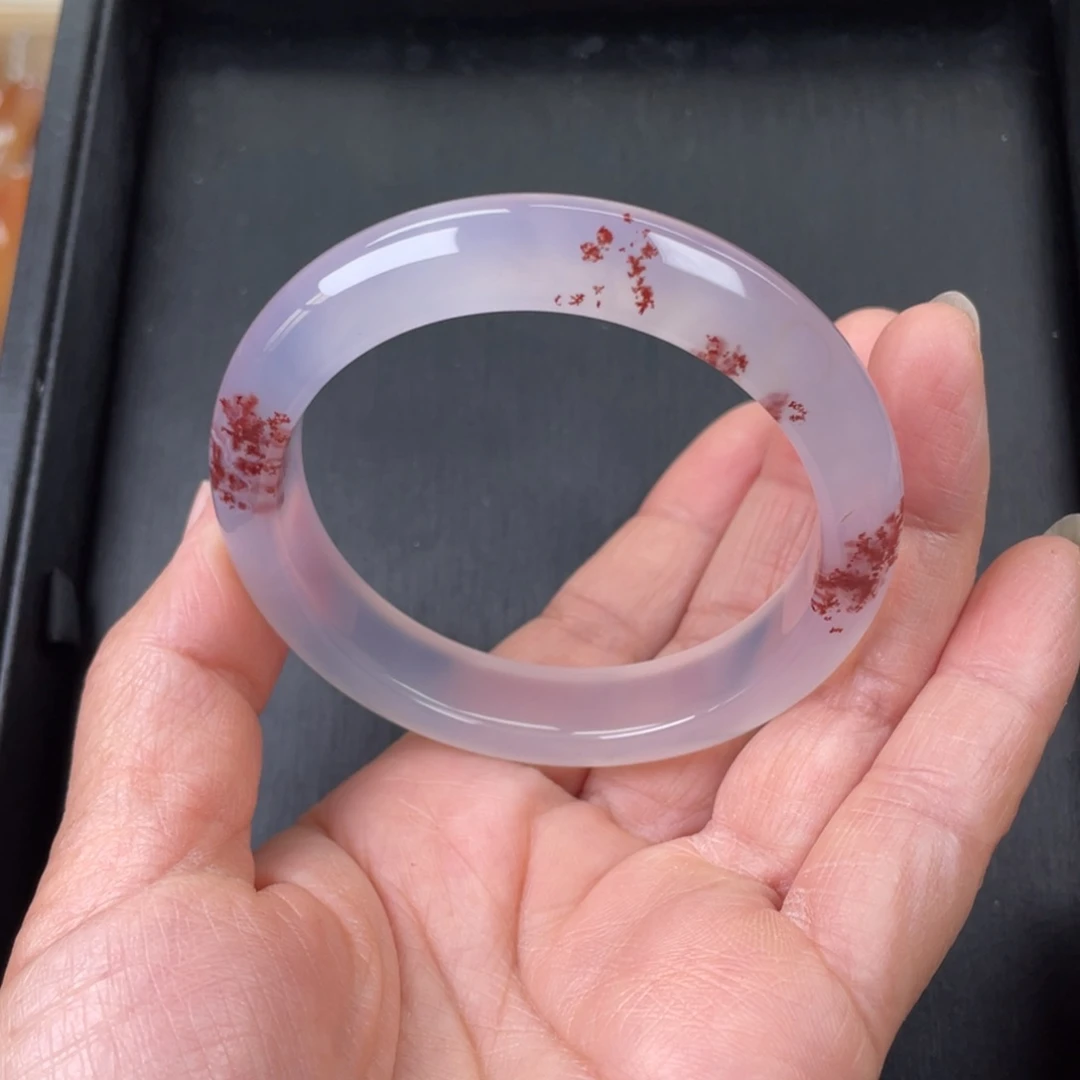 玛瑙/玉髓手镯未镶嵌54圈口