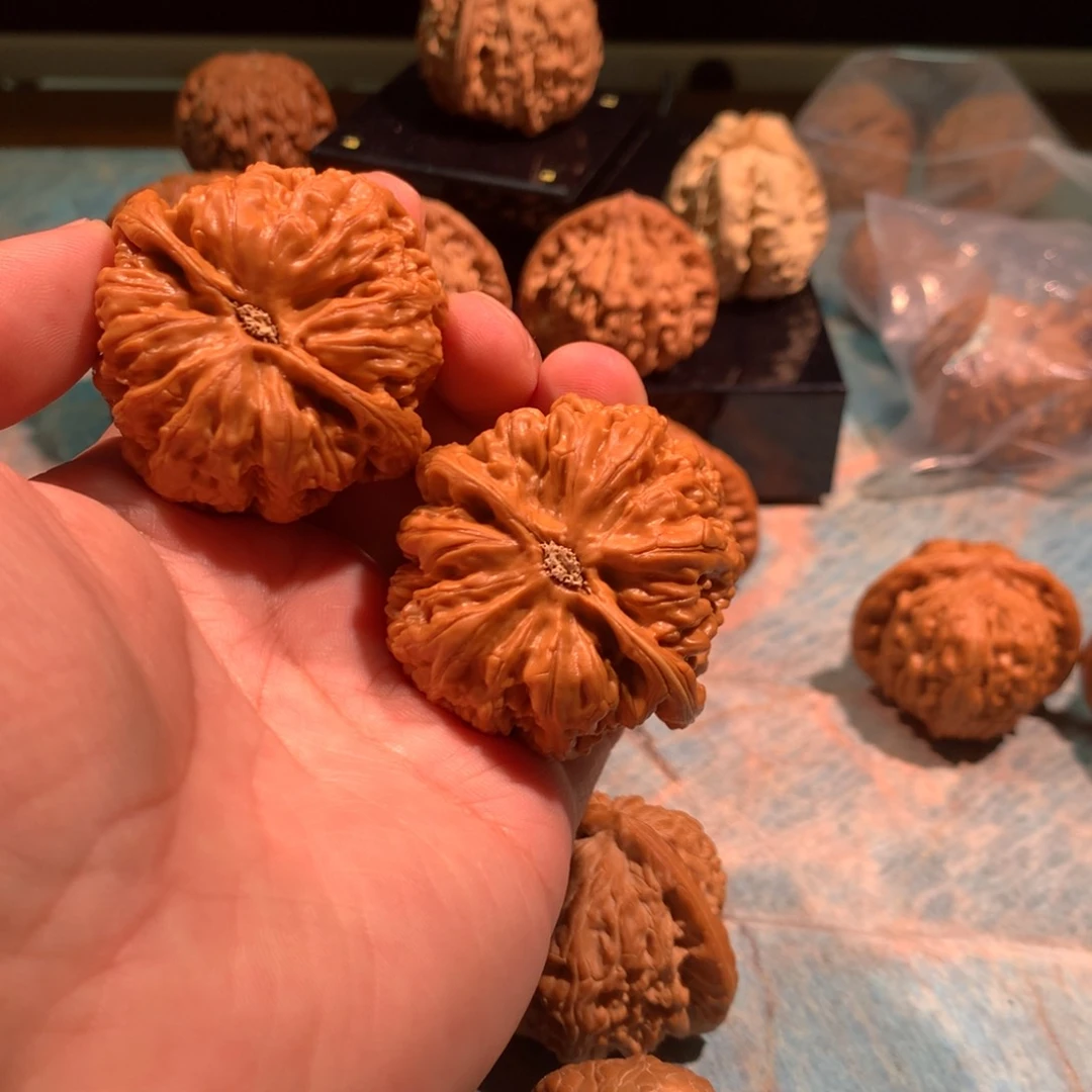 【闪购商品】文玩核桃把件旗*粗筋46