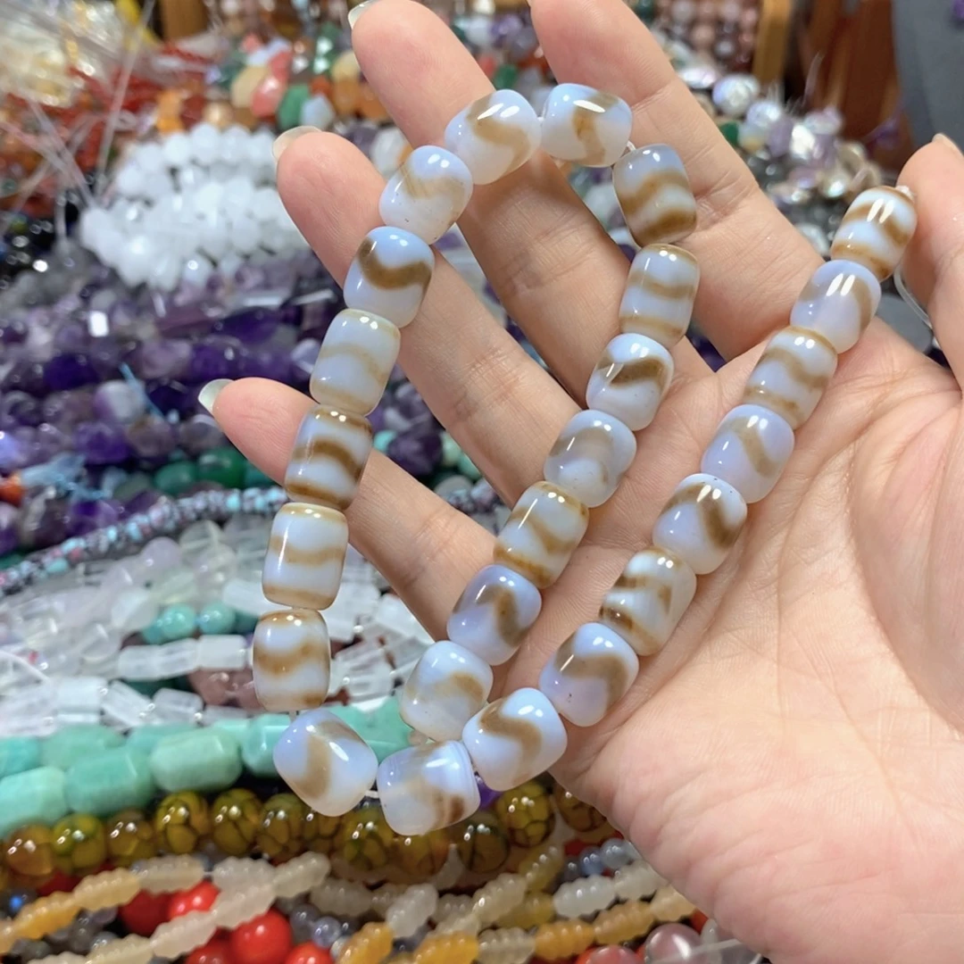 玛瑙/玉髓合金珠宝半成品虎牙天珠一条卡10mm