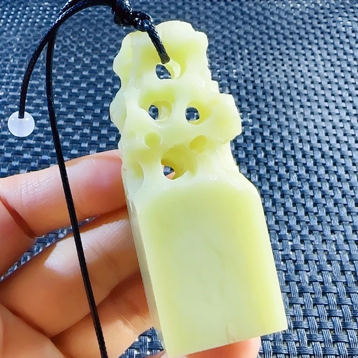 印石青田石封门青2.5正章，高度6.7公分