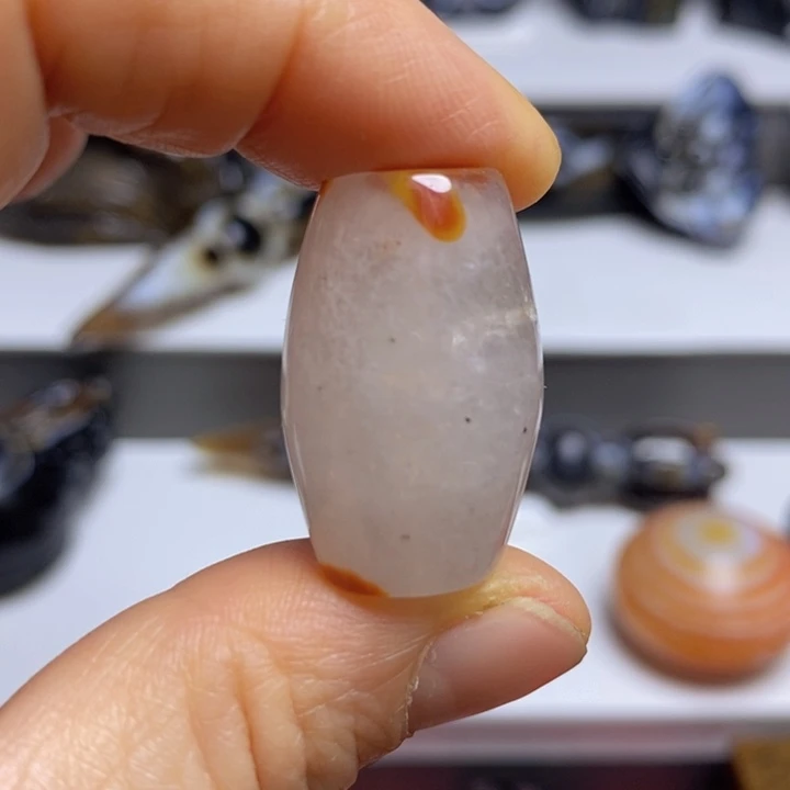 未镶嵌颈饰玛瑙/玉髓