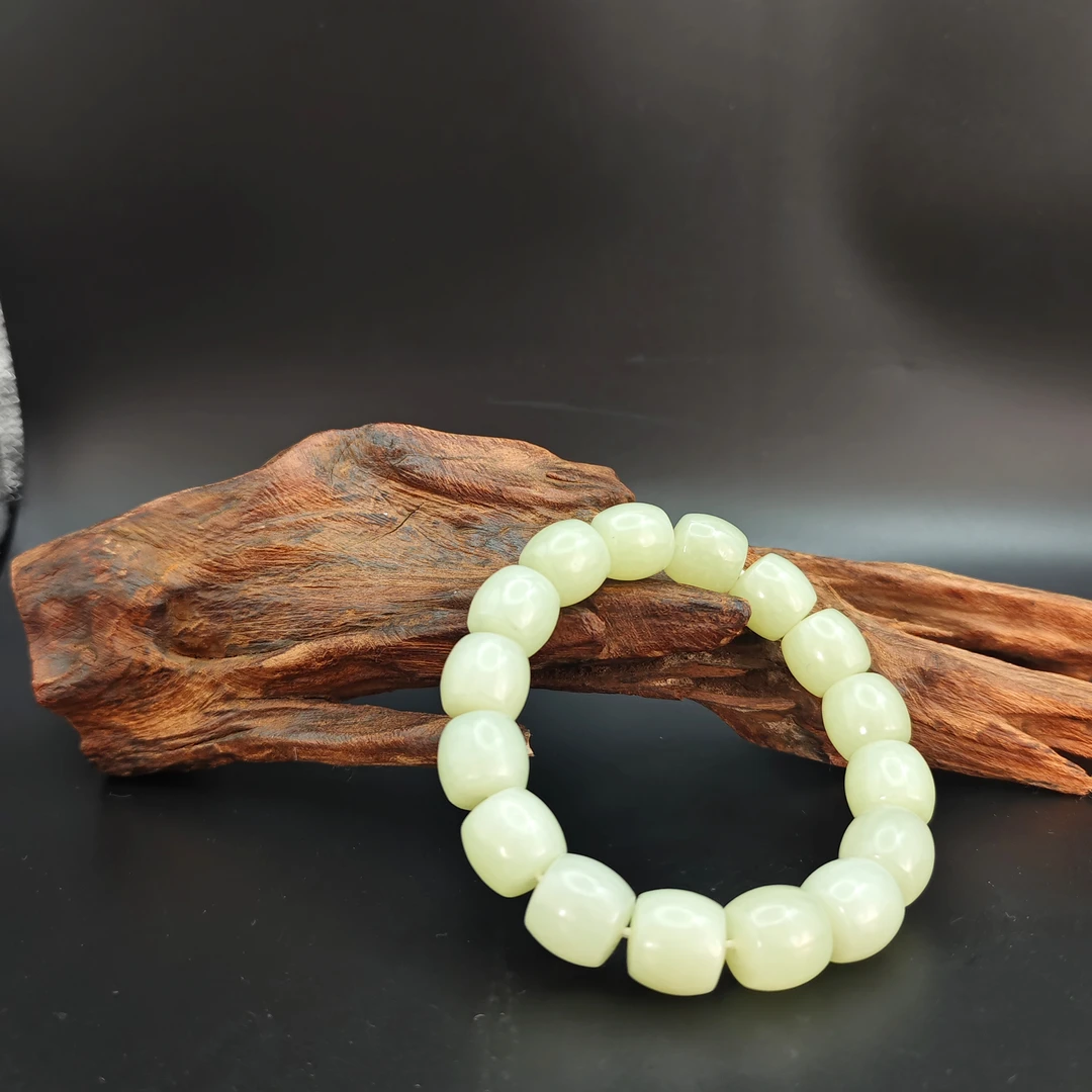 Z和田玉桶珠手串卡14（0359）