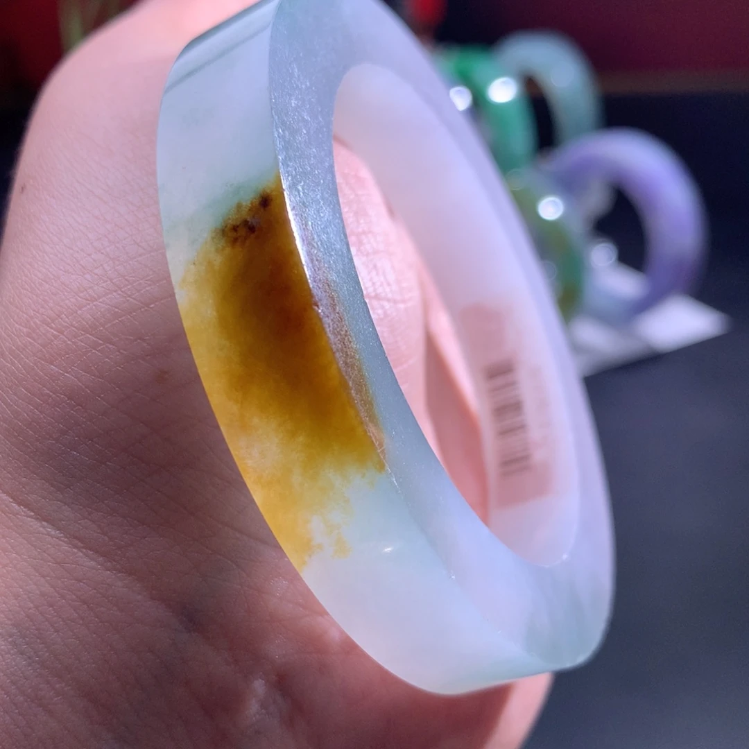 定制翡翠未镶嵌翡翠手镯