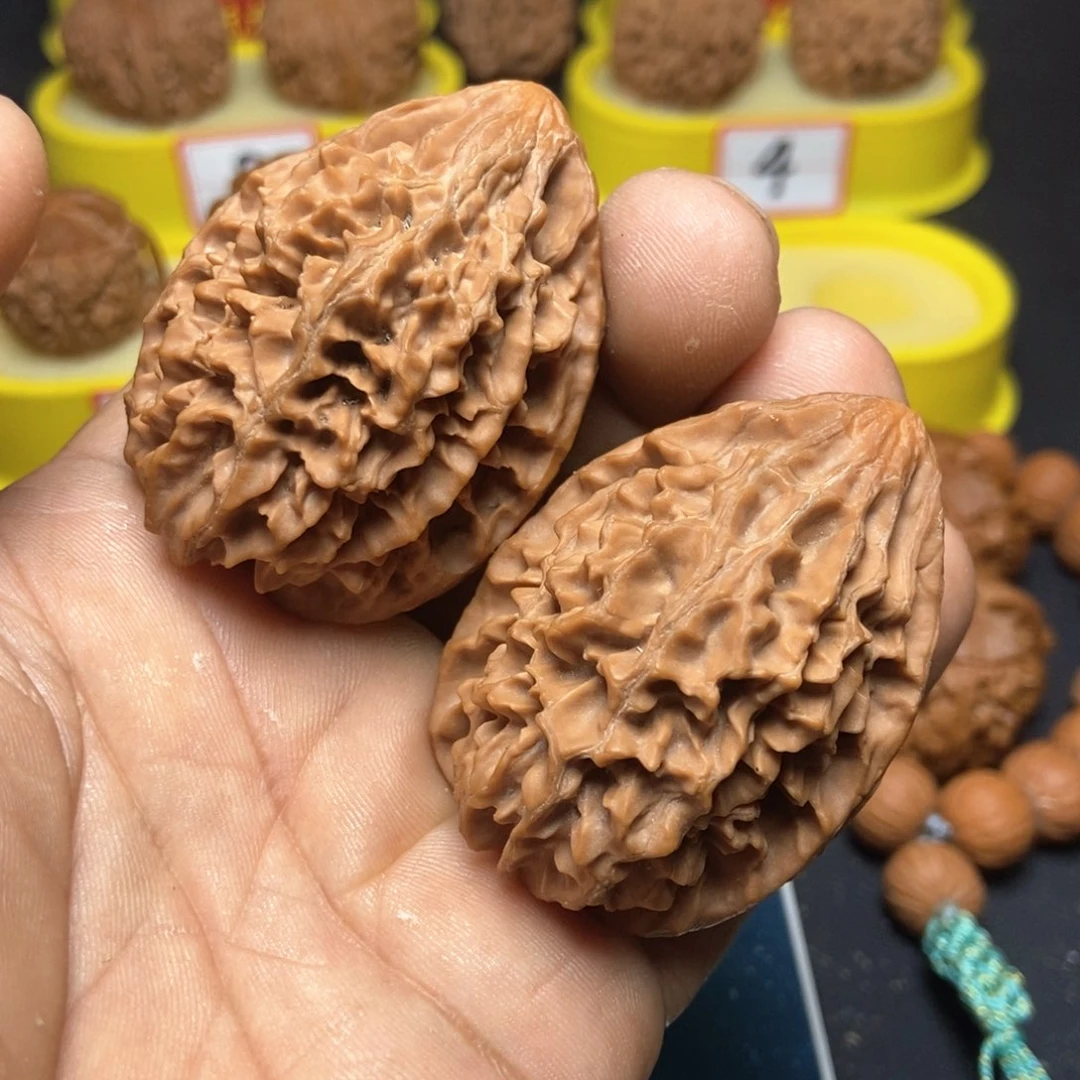 文玩核桃把件招财鼠