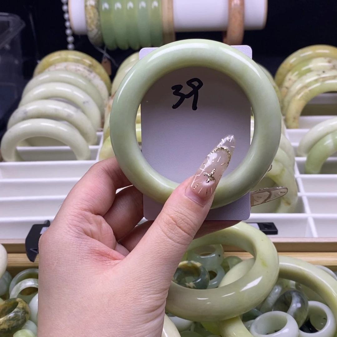 蛇纹石玉未镶嵌手镯56.7