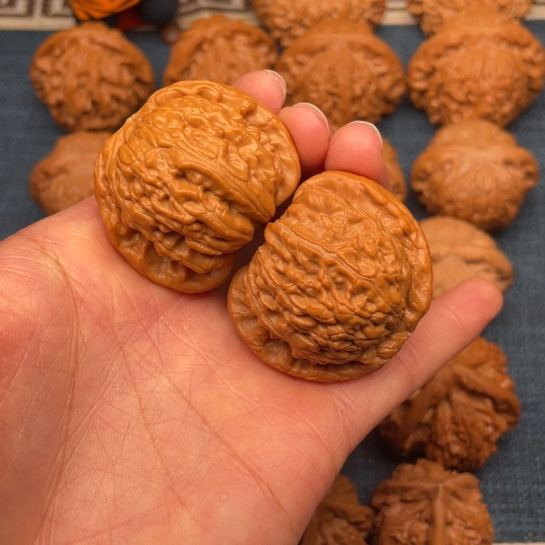 L***.把件文玩核桃41全品毕业闷白