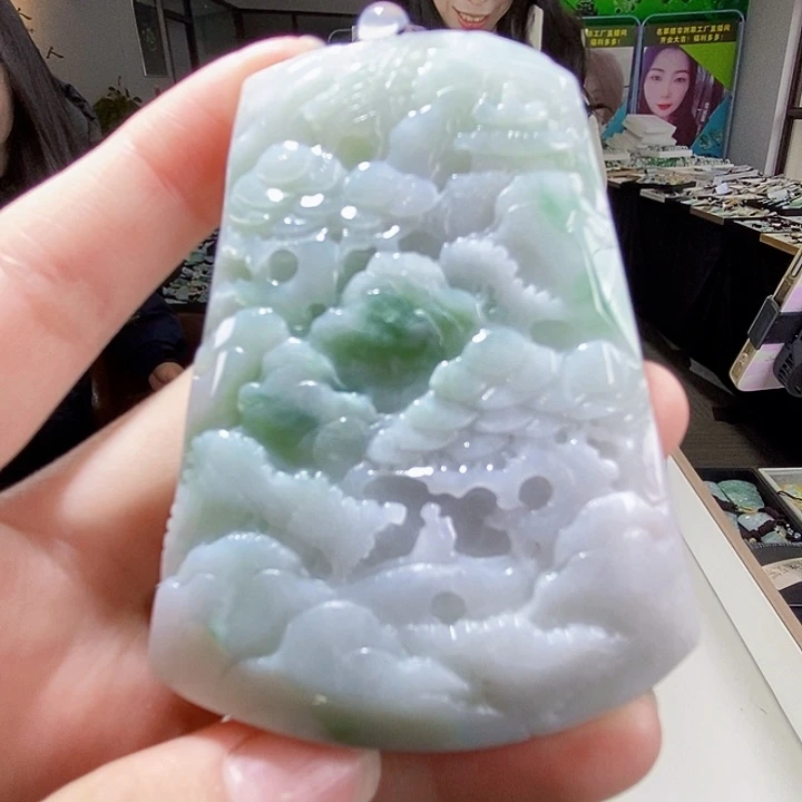 颈饰未镶嵌翡翠翡翠