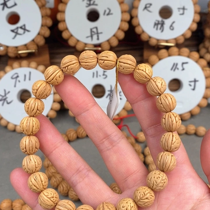 桃核手串金豆11宽抛光板尺寸误差0.5之间