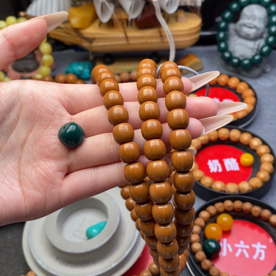 L***儿猴头核桃吊坠脖挂