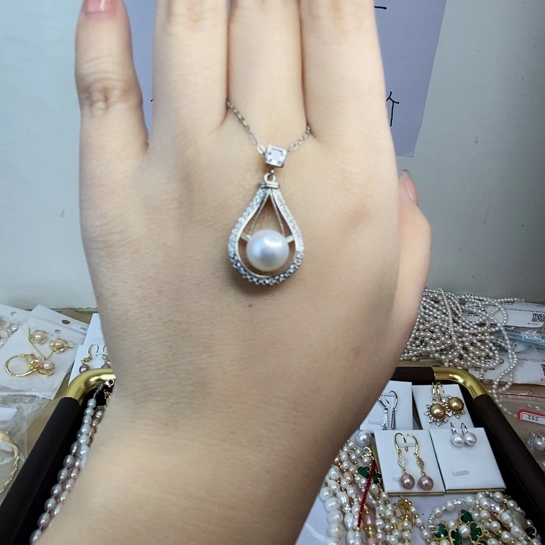 颈饰合金淡水珍珠