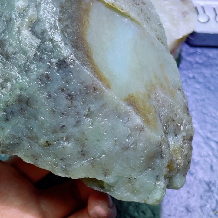 和田玉未镶嵌珠宝半成品