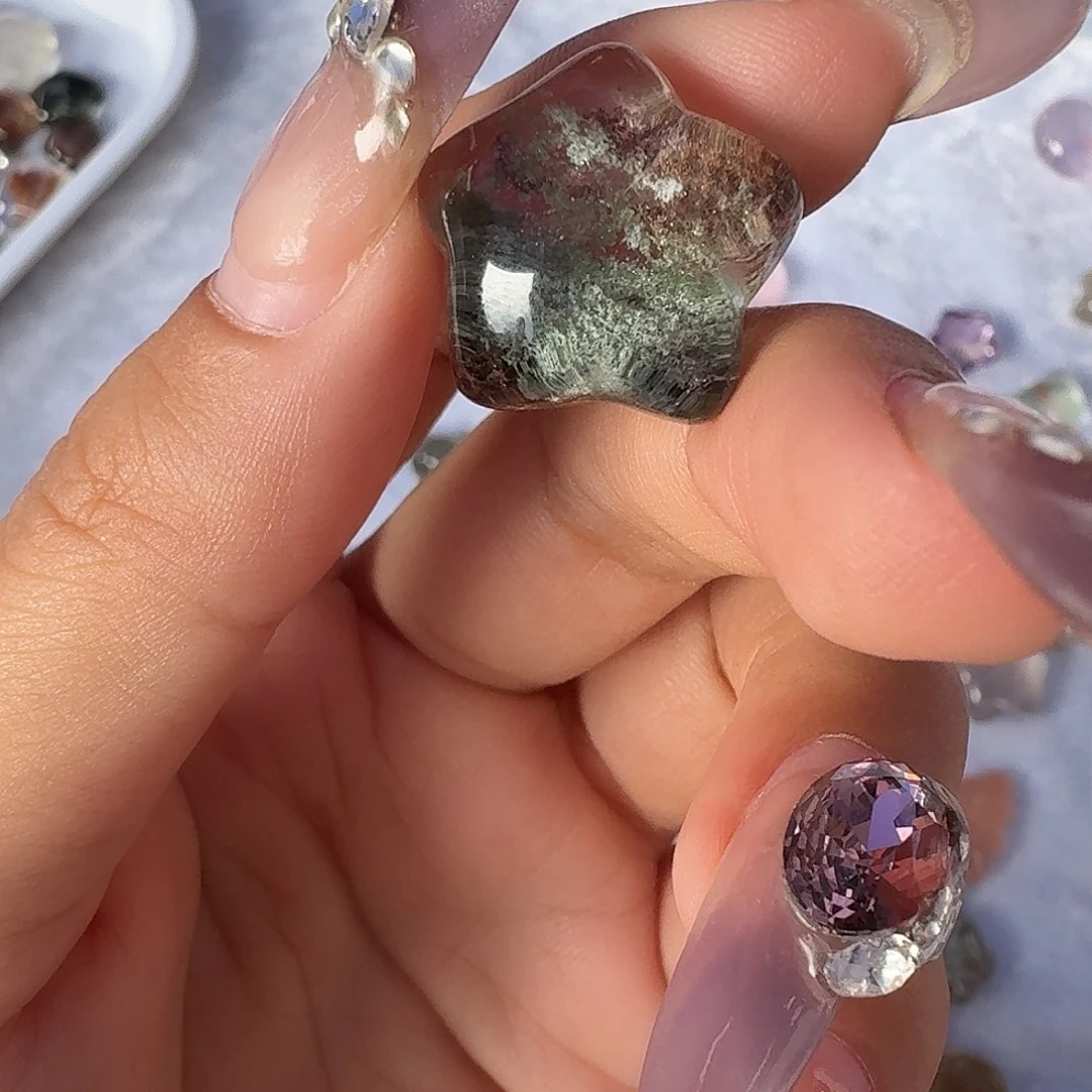 婉***莞未镶嵌手链水晶幽灵星星