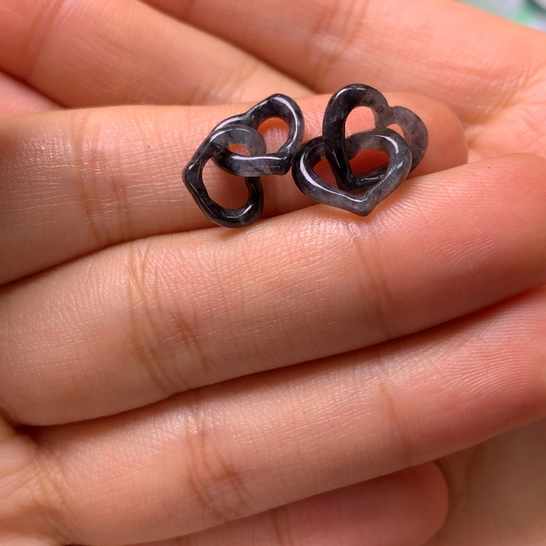 定制翡翠未镶嵌心心相印