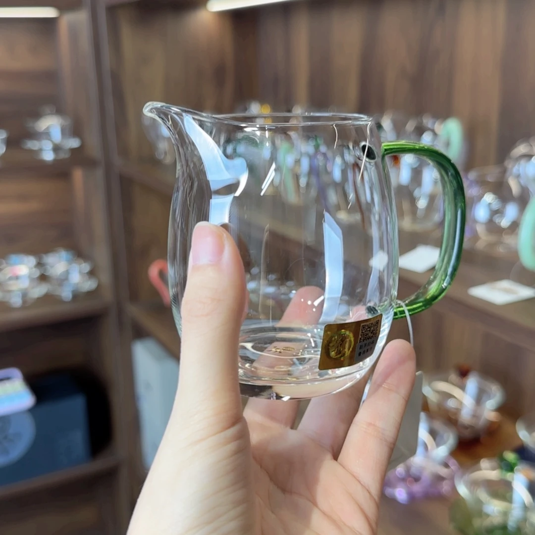 禾器澄然湖绿色。。。。