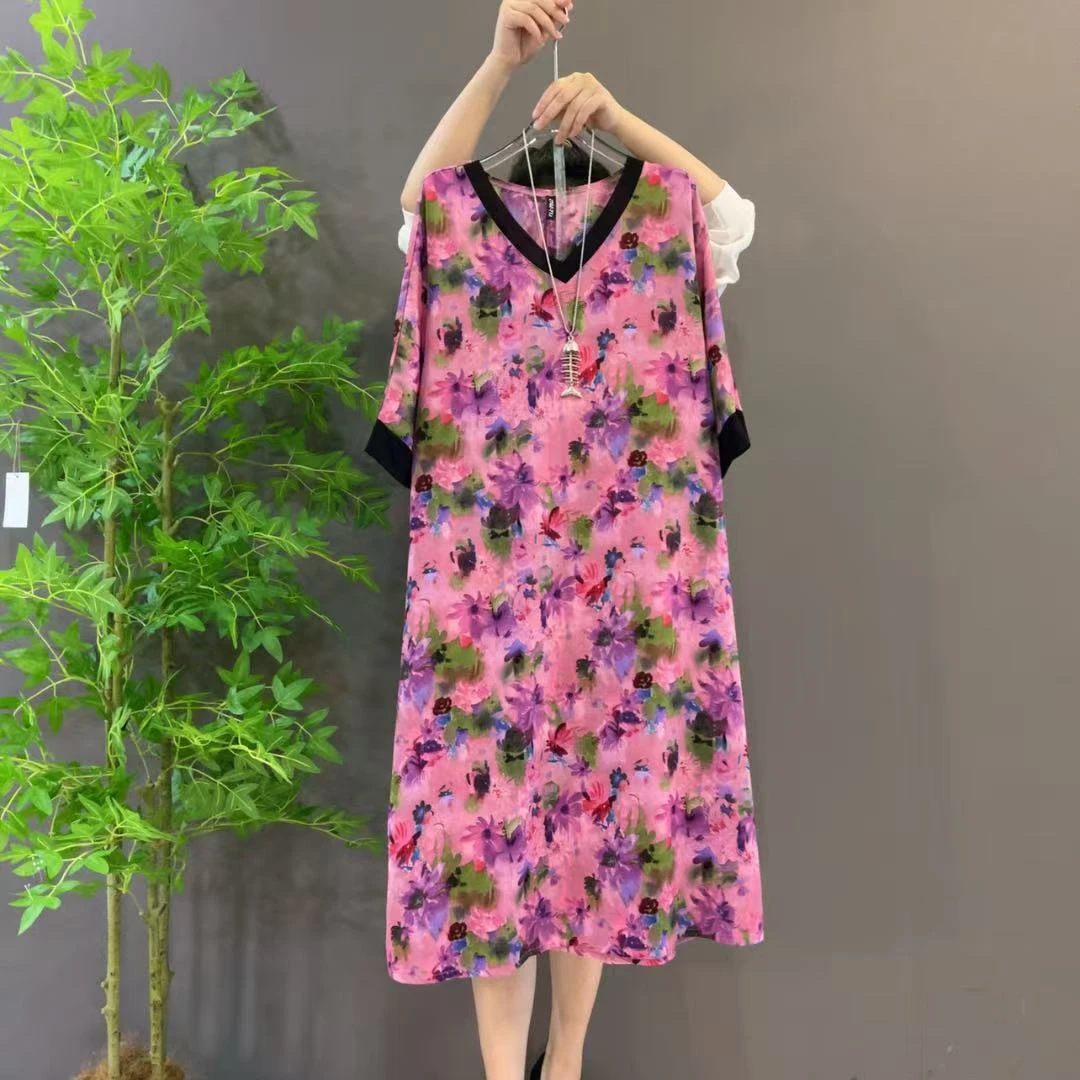 9032夏季时尚大码V领短袖碎花波点连衣裙遮肉减龄百搭时尚女装