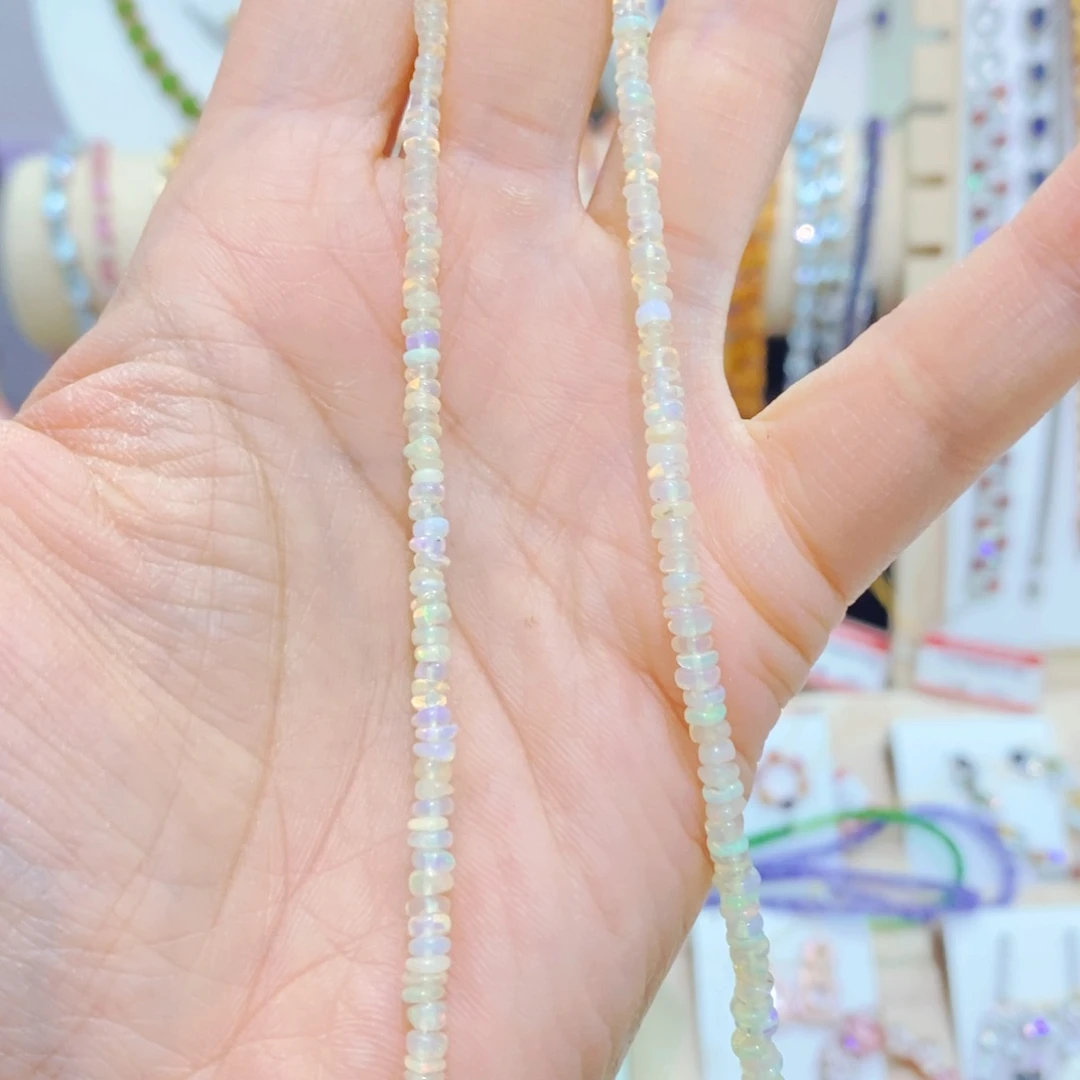 欧泊颈饰银S925镶嵌项链