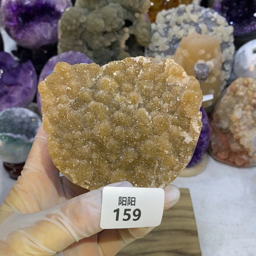 未镶嵌水晶大型摆件（非配饰）