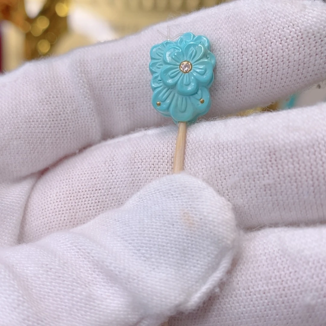 绿松石雕件未镶嵌