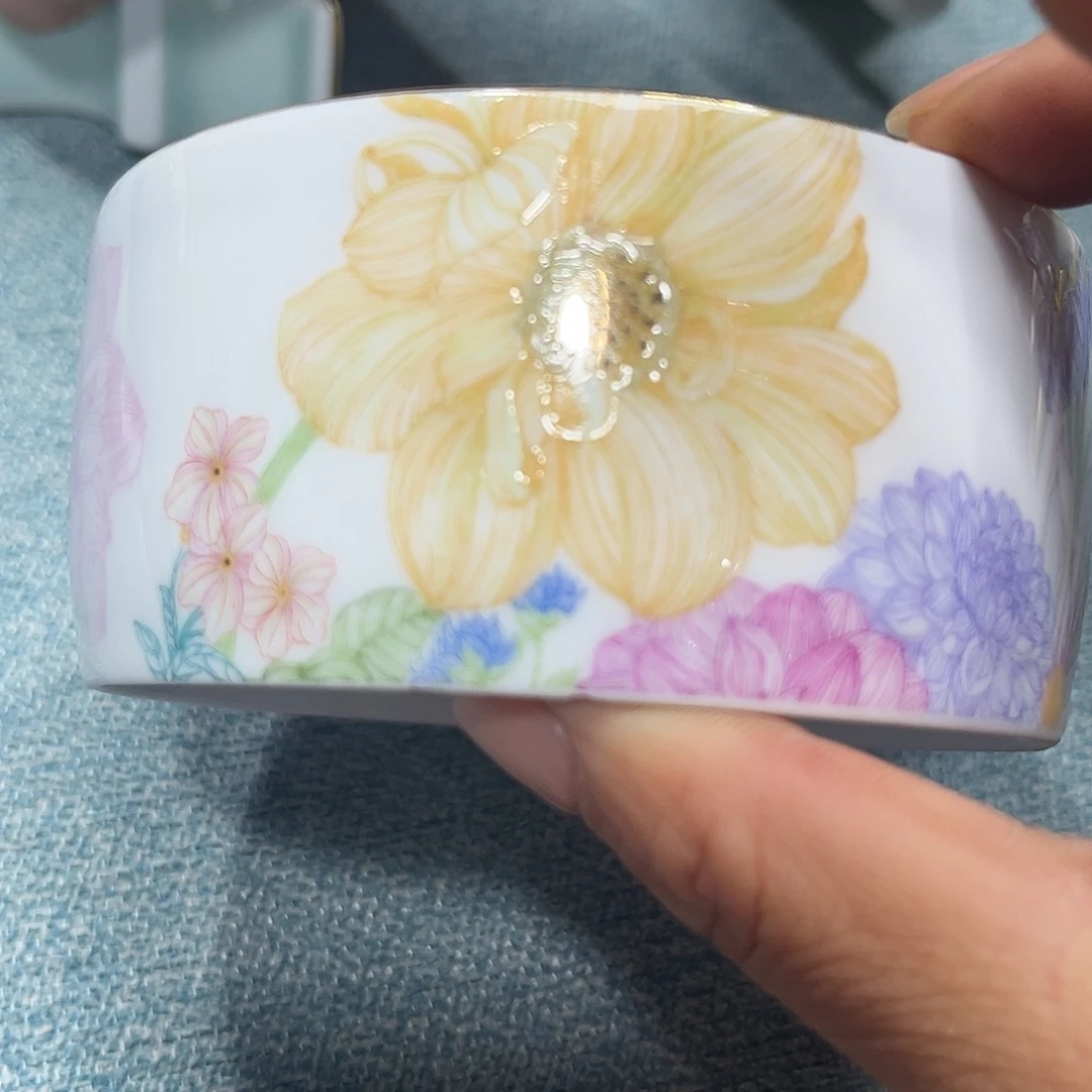 瓷片水***帘一个东西微瑕