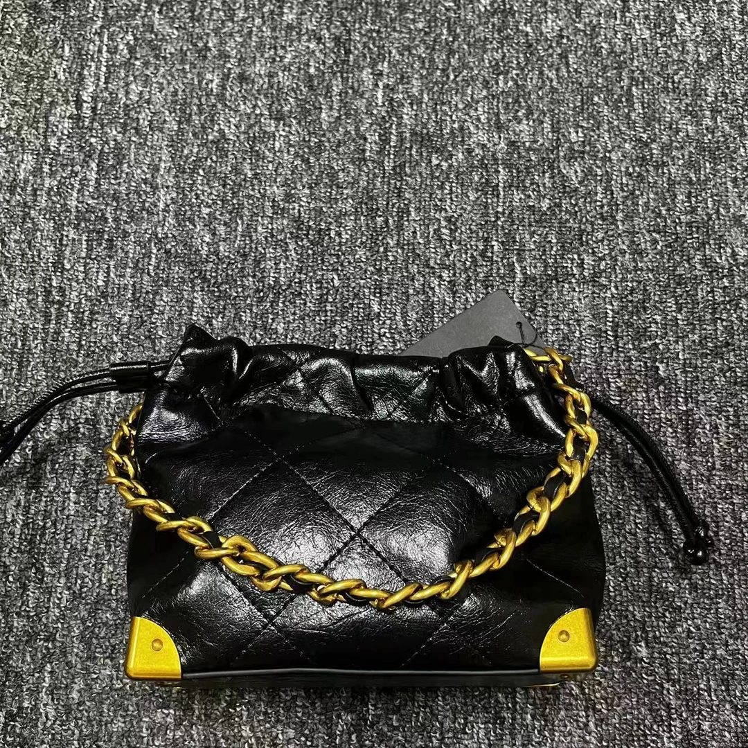 私人订制手工真皮女包百搭时水桶矮黑色