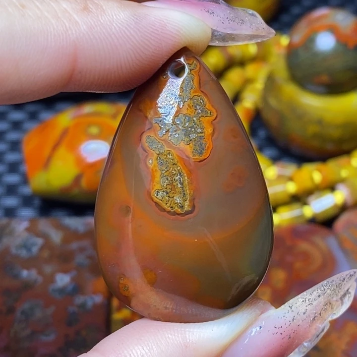 玛瑙/玉髓颈饰足银镀金镶嵌