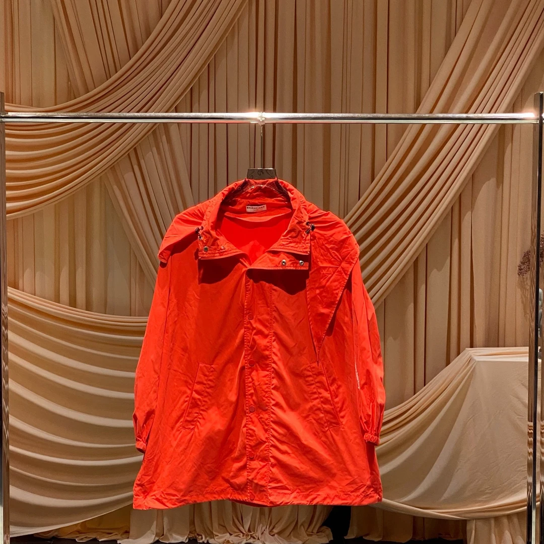 99新 Balenciaga/巴黎世家 红色风衣/38码/JM36146