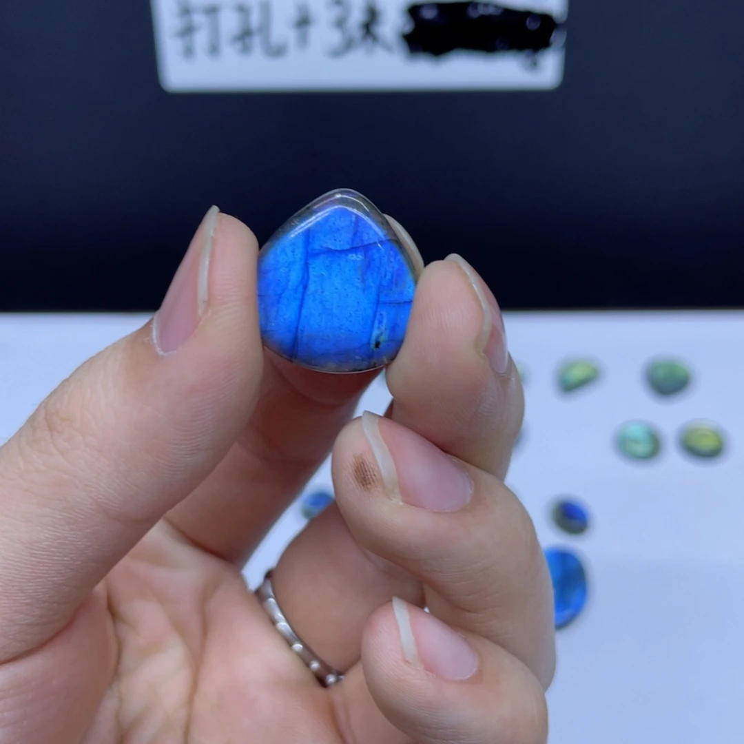 水晶不规则未镶嵌梦**境