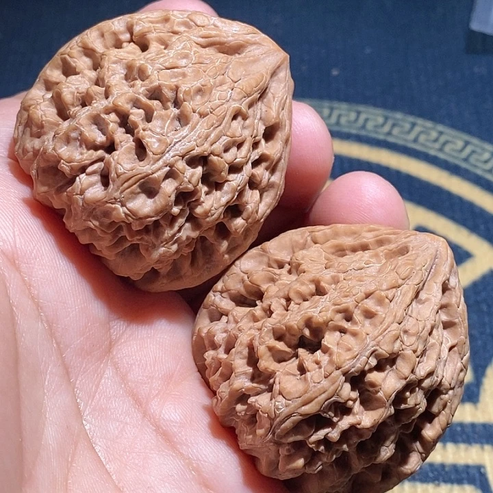【闪购商品】文玩核桃吊坠李*欢昌平野生虎头王