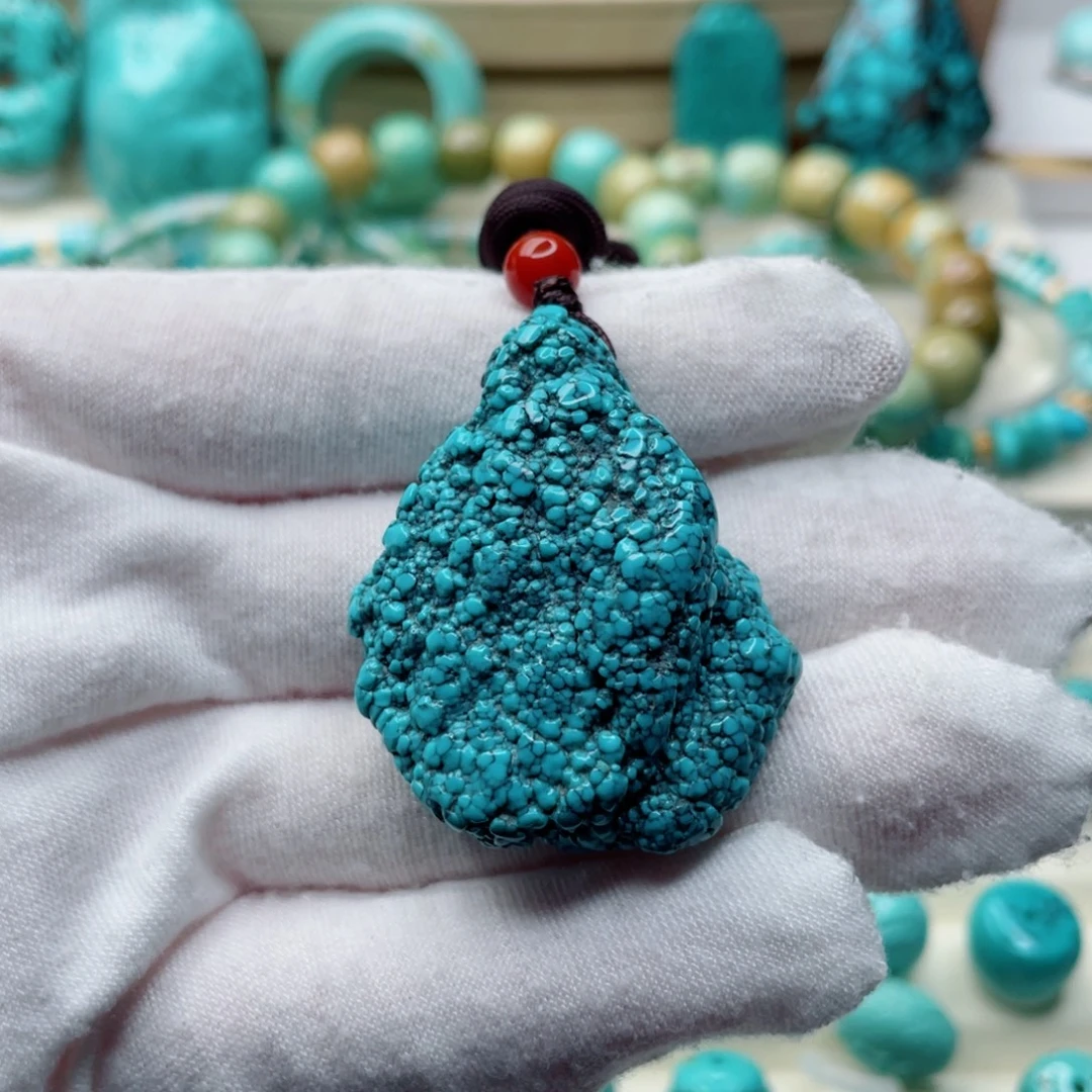 绿松石未镶嵌珠宝奇石