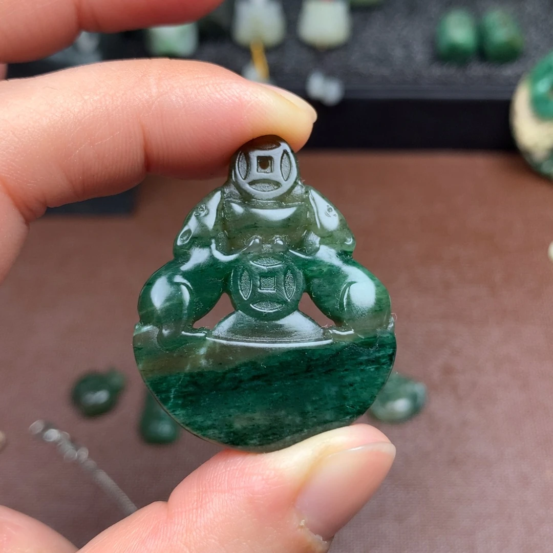 独山玉未镶嵌颈饰