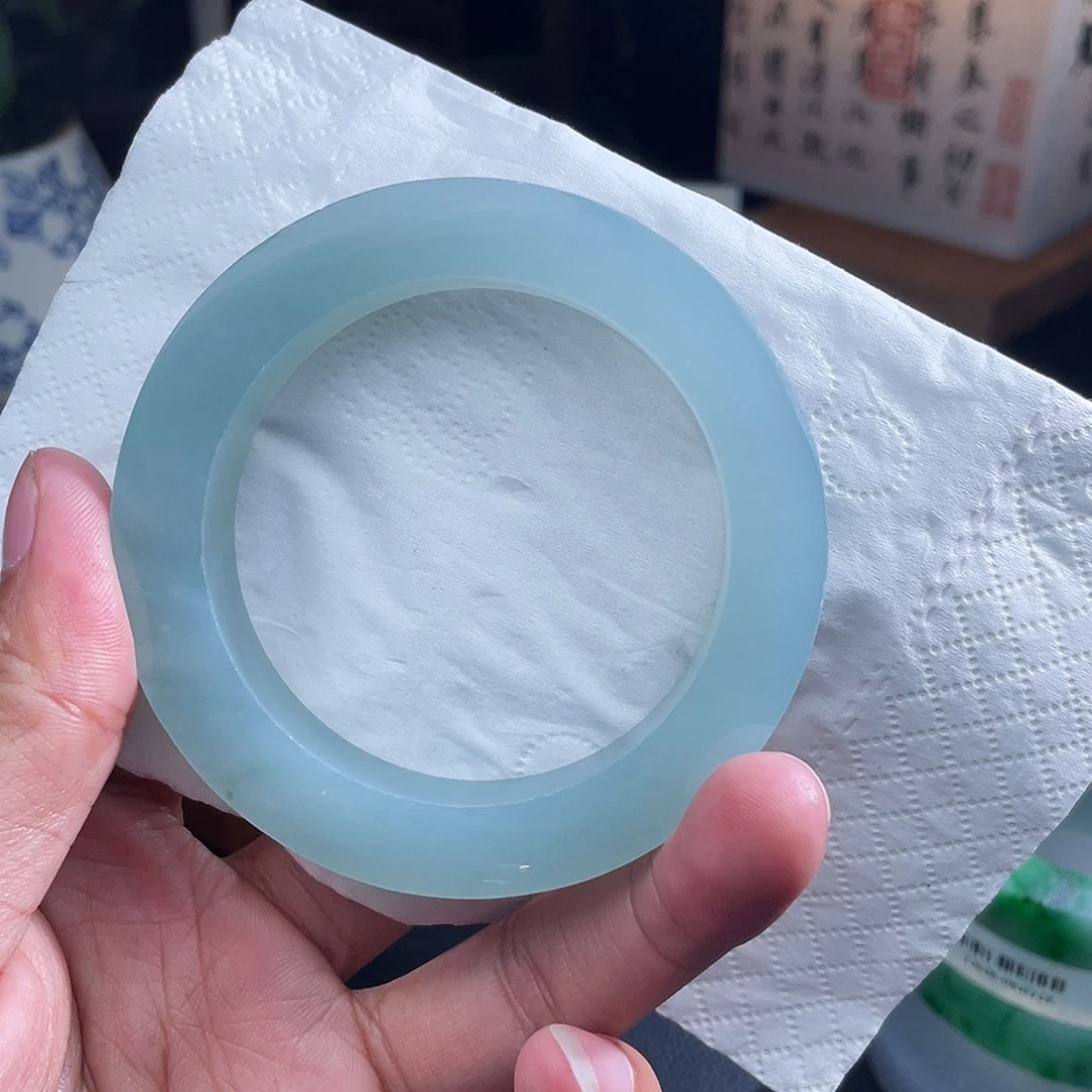 未镶嵌手镯定制翡翠
