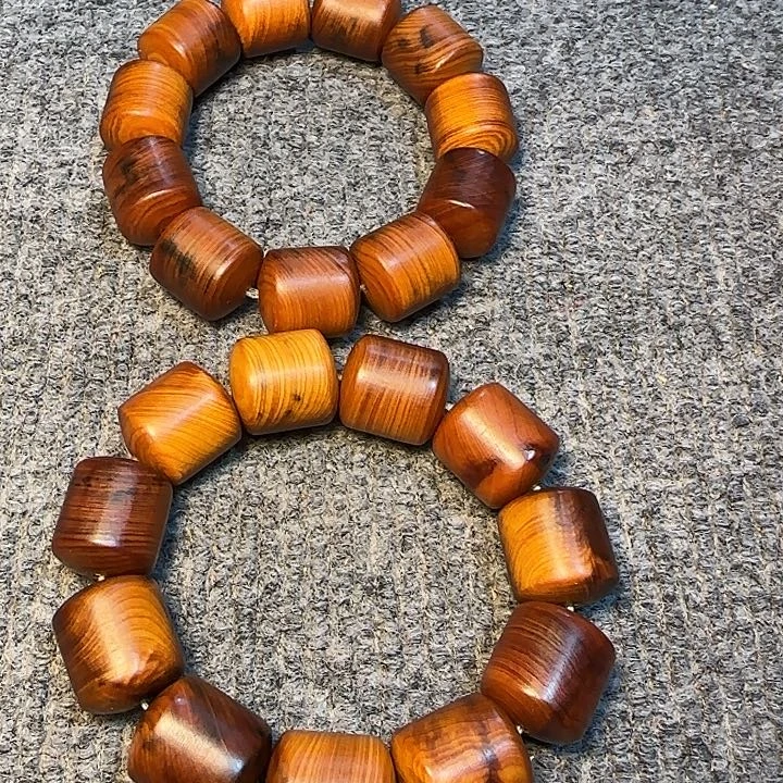 柏木（崖柏）全陈化老料把件串发一条