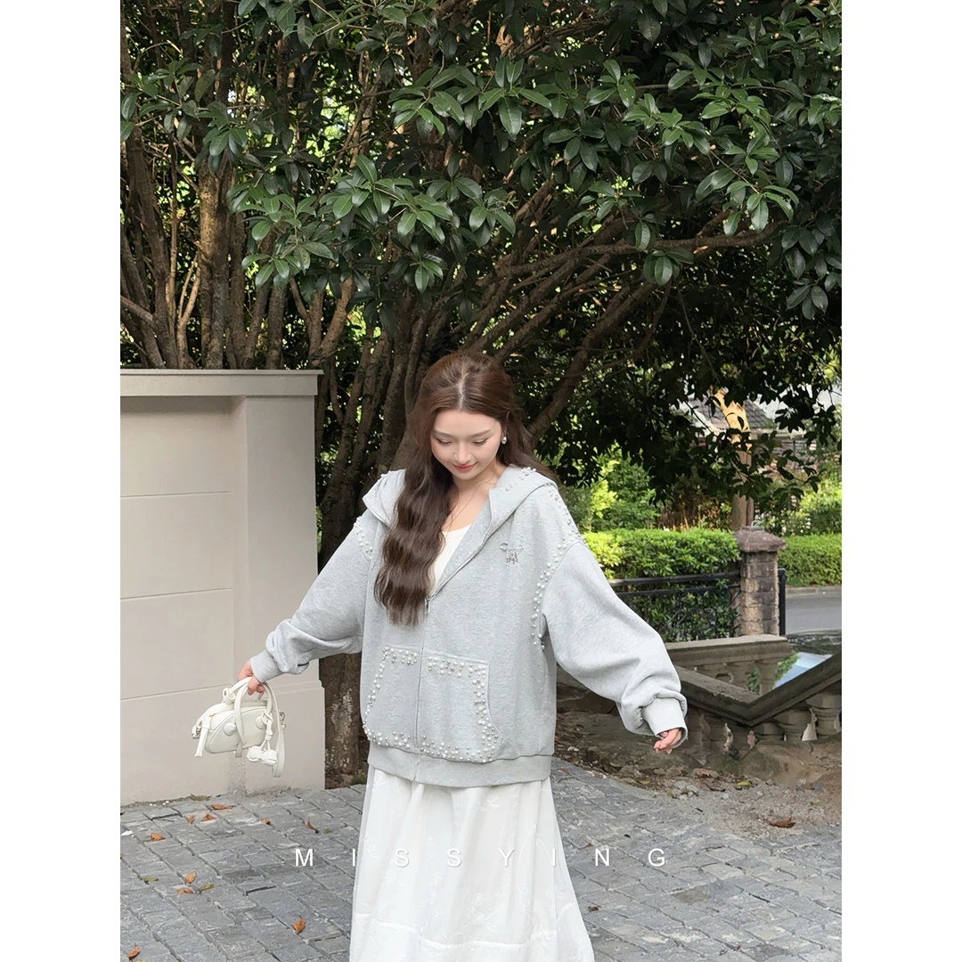 应小姐【伦敦秘境】微胖大码秋季显瘦设计洋气时尚休闲连帽长袖卫衣