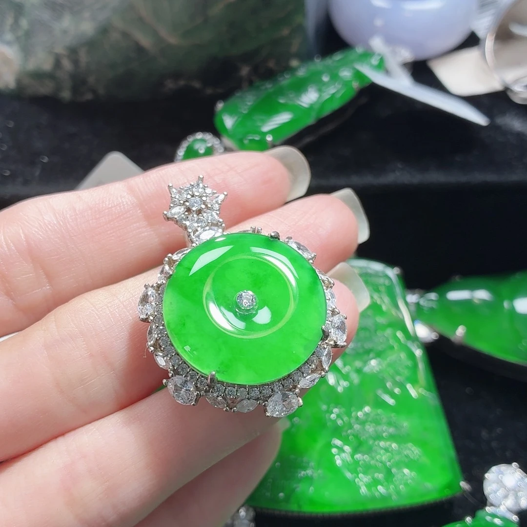 翡翠银S925镶嵌颈饰