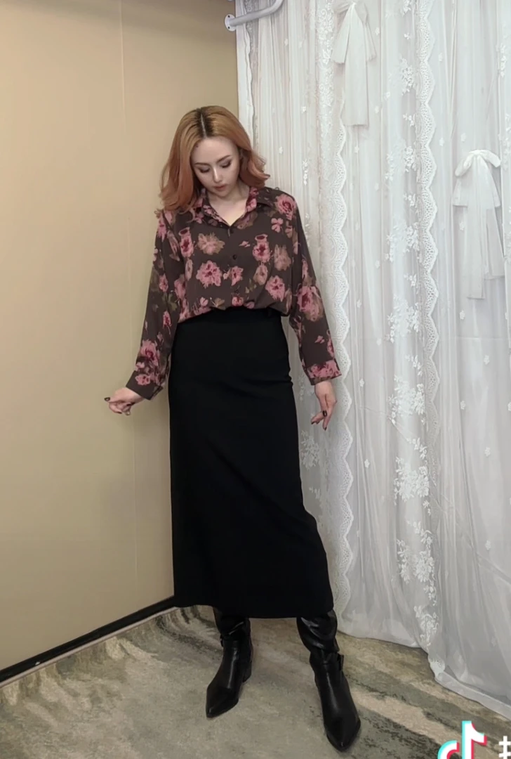 黑色带腰带半身长裙带弹性