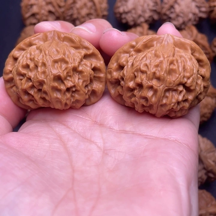 文玩核桃吊坠宫灯