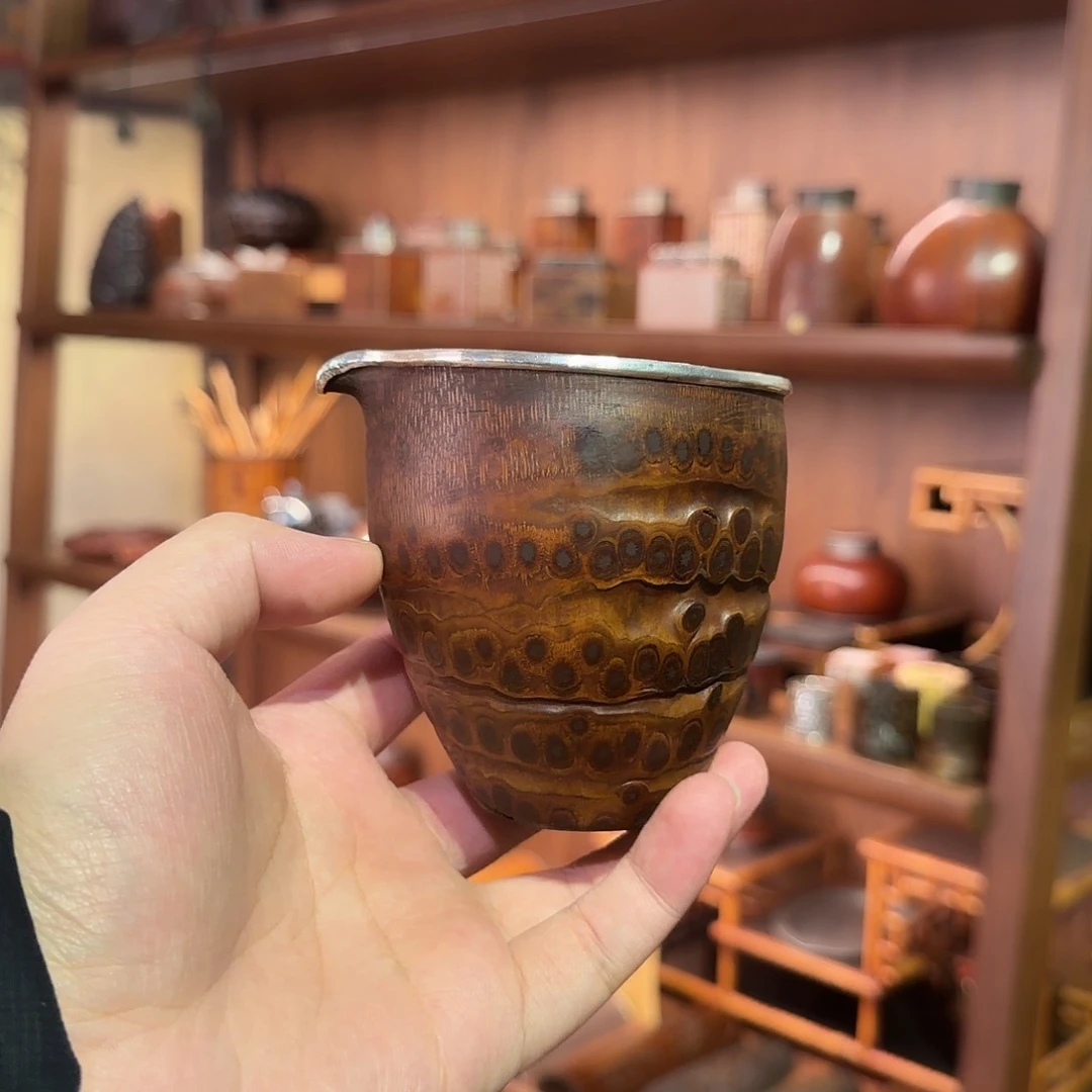 礼***遇一出竹够竹根包银公道杯