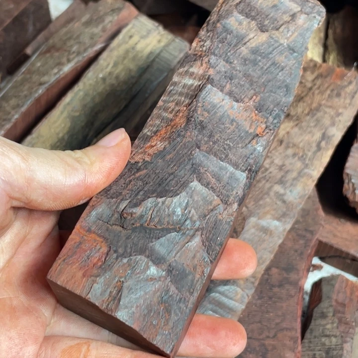 P***g檀香紫檀（小叶紫檀）