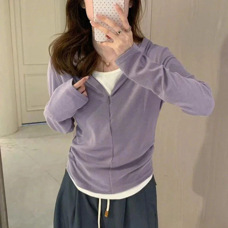 春秋季2025新款假两件连帽长袖T恤女时尚宽松百搭薄款帽衫上衣潮