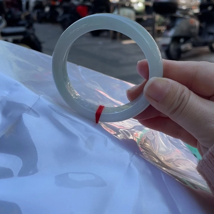 翡翠未镶嵌手镯正圈